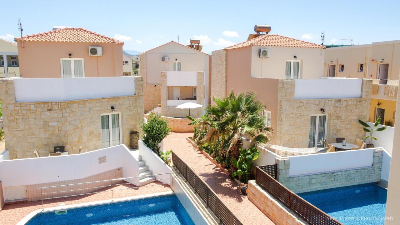 Alexandra Seaside Villas ปลาเตเนียส ภายนอก รูปภาพ