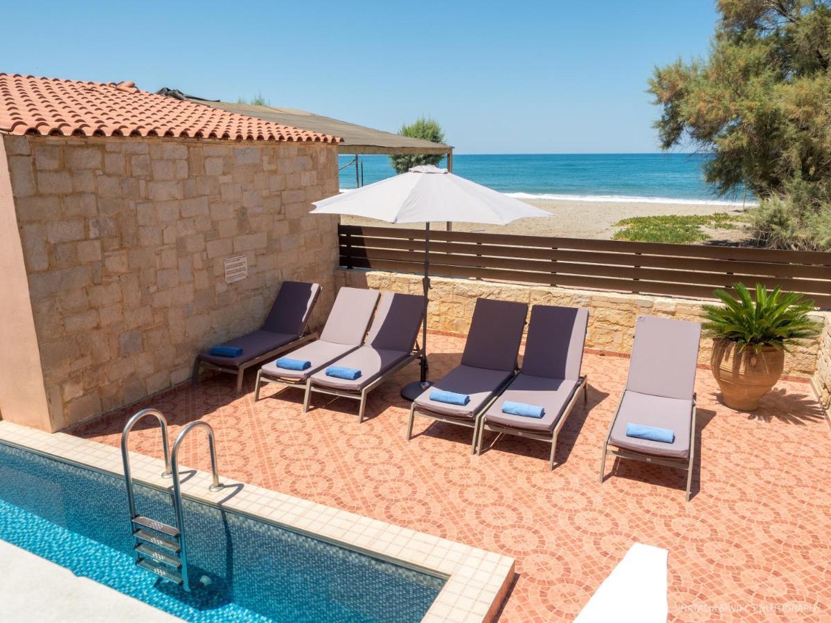 Alexandra Seaside Villas ปลาเตเนียส ภายนอก รูปภาพ
