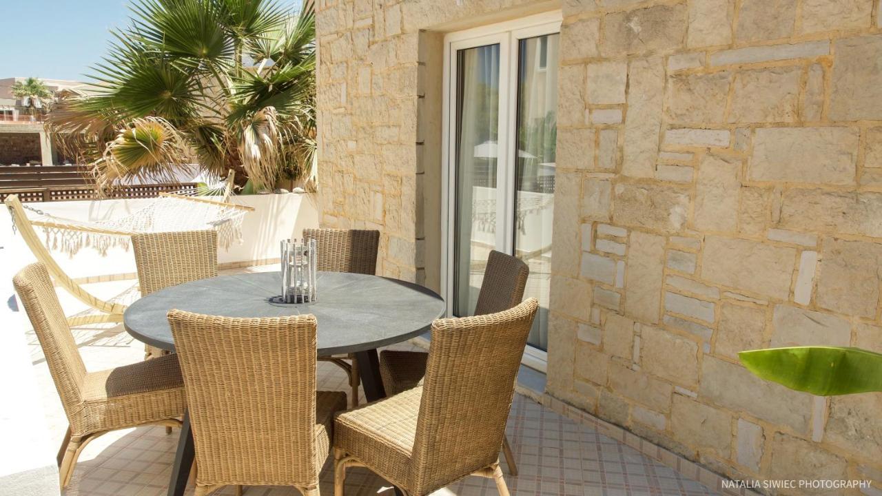 Alexandra Seaside Villas ปลาเตเนียส ภายนอก รูปภาพ